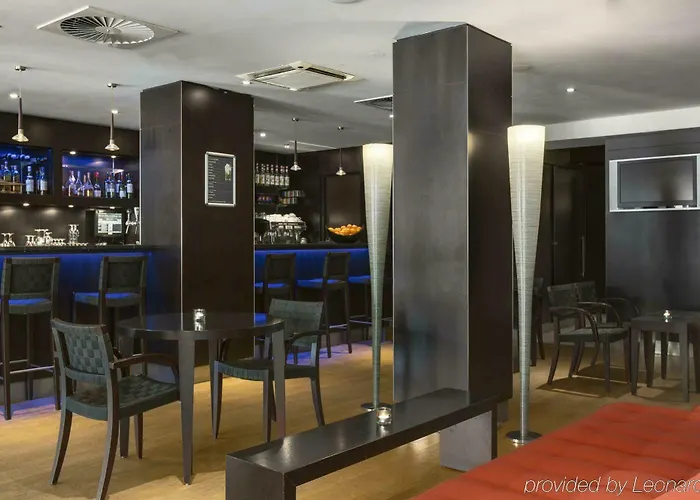 מלון Nh Leidseplein 4*