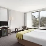 Nh Leidseplein Hotel
