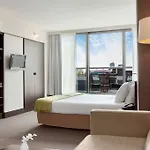 Nh Centre Hotel