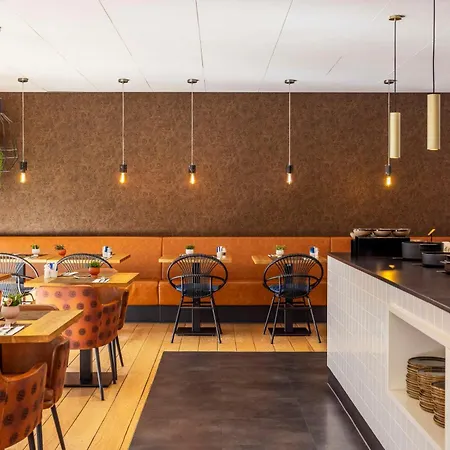 Nh Leidseplein 酒店 4*