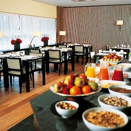 Hotel Nh Leidseplein 4*