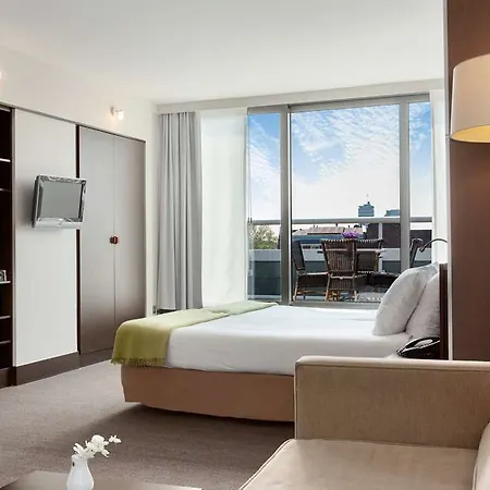 Nh Leidseplein Hotel