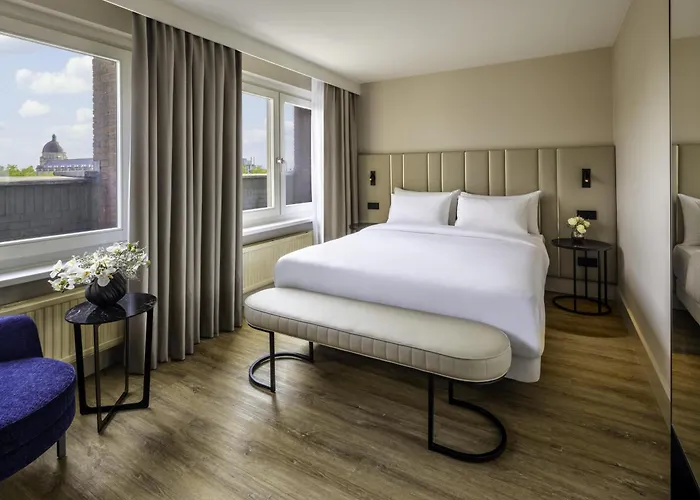 ホテル Nh Leidseplein 4*