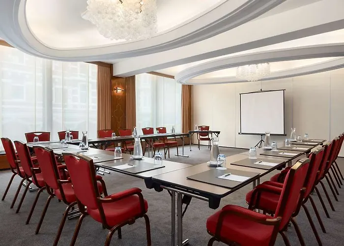 Nh Leidseplein ホテル 4*