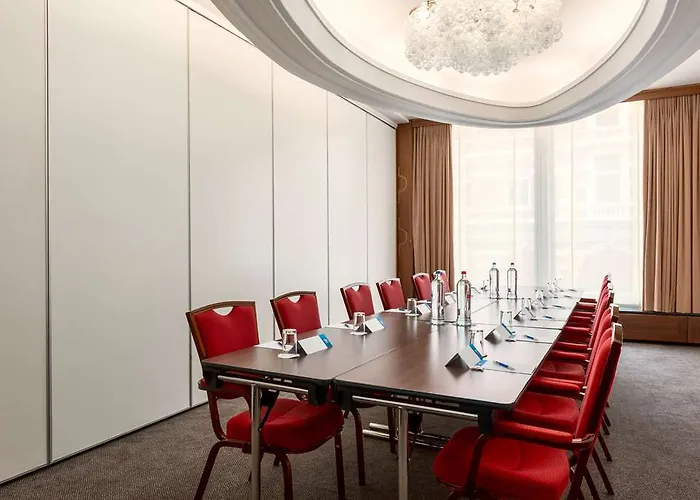 Nh Leidseplein ホテル 4*