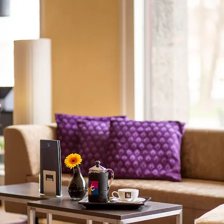 Nh Leidseplein Hotel 4*