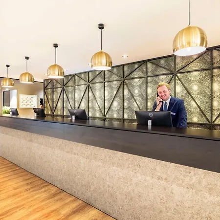 Nh Leidseplein Hotel 4*