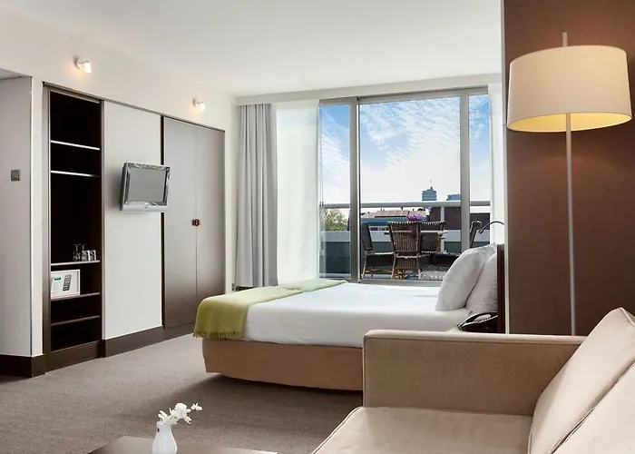 Nh Leidseplein 호텔