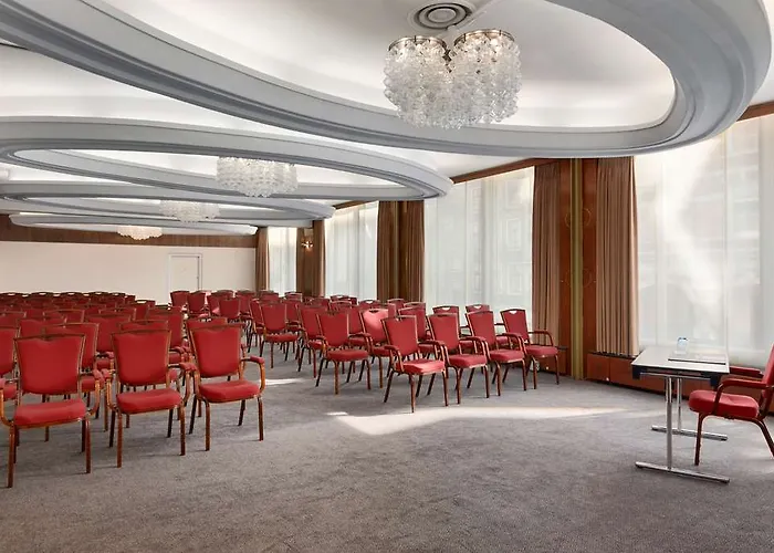 Nh Leidseplein 호텔